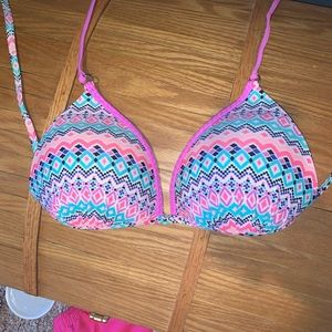 Multicolored swimsuit top